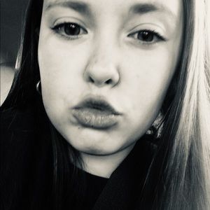 Meet your Posher, Katy grace